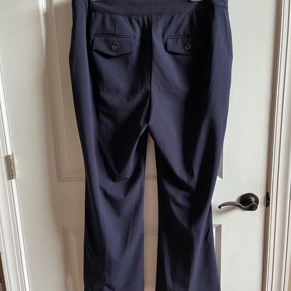 🤩HOST PICK🤩 Roz & Ali Women’s Pants, Navy Blue, Size 14W, EUC - Picture 4 of 5
